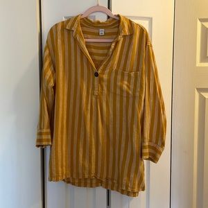 Old Navy Mustard Yellow Striped V-Neck Quarter Sleeve Shirt Size L
